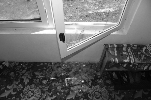 Podnapilý muž se na Sokolovsku vloupal do domu, kde posléze usnul. Nyní mu hrozí až tři roky vězení