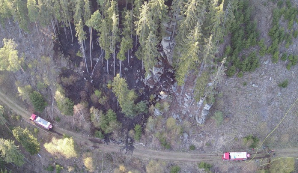 III. stupeň požárního poplachu byl vyhlášen při požáru lesního porostu na Chebsku