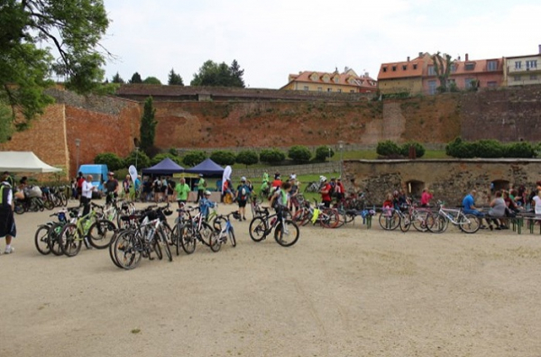  Den Cyklostezky Ohře si nenechaly ujít stovky cyklistů