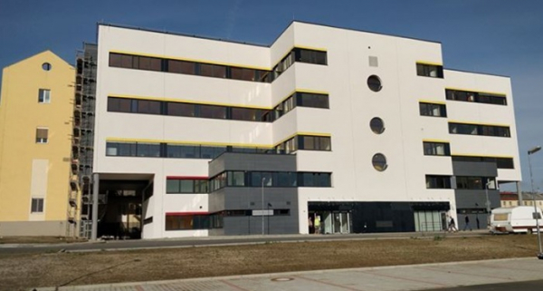 Interní oddělení chebské nemocnice a v návaznosti i oddělení onkologické zůstanou otevřená i v letních měsících