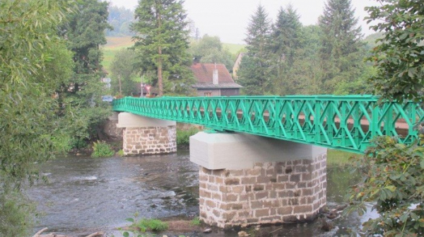 Kraj řeší další pokusy kamionů přejíždět most v Šemnici