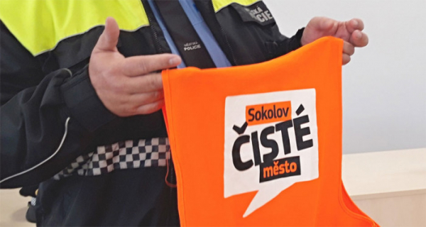 Lidí zapojených ve městě Sokolov do veřejné služby přibývá