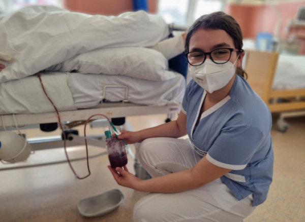 Projekt Erasmus přivedl do karlovarské nemocnice studenty z Popradu